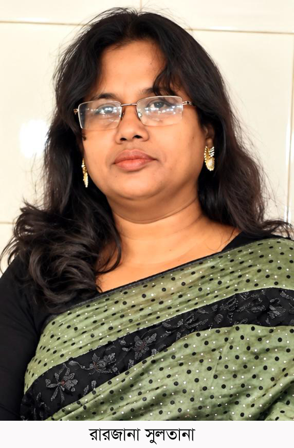 কবিতা: সমুদ্র সফেন—রারজানা সুলতানা