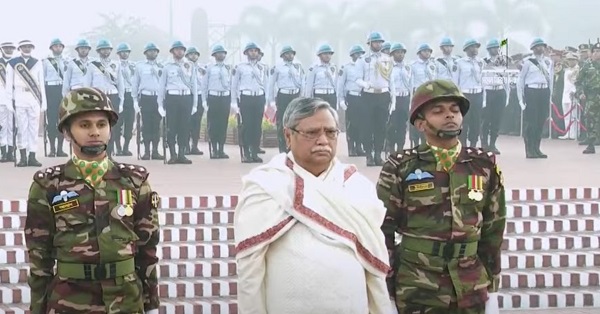 মহান বিজয় দিবসে রাষ্ট্রপতি মো. সাহাবুদ্দিনের শ্রদ্ধা নিবেদন