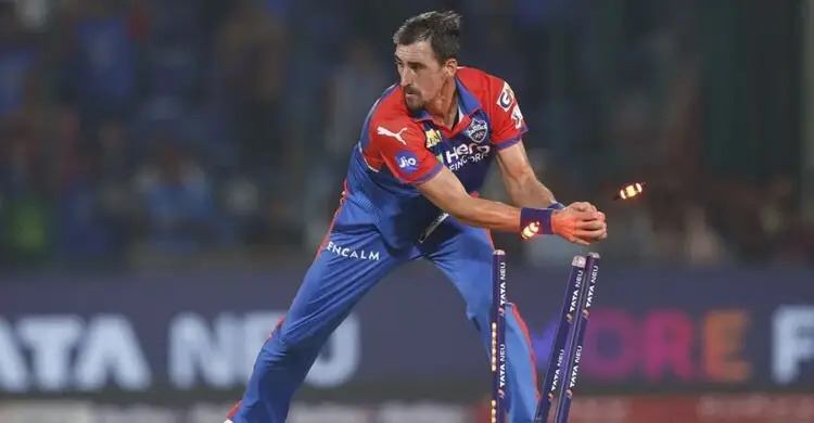 ভুল তথ্য ছড়ানোয় ভারতীয় সংবাদমাধ্যমের ওপর ক্ষোভ ঝাড়লেন মিচেল স্টার্ক