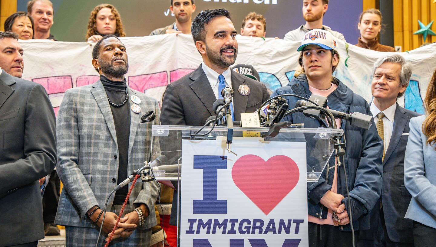 নিউইয়র্কে আবেগঘন মুহূর্ত: ডিলান লোপেজ কন্ত্রেরাসকে ঘরে ফেরাতে মেয়র মামদানির বার্তা