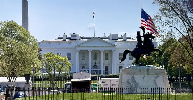 হোয়াইট হাউজের কাছে গোলাগুলি: তদন্তে সিক্রেট সার্ভিস
