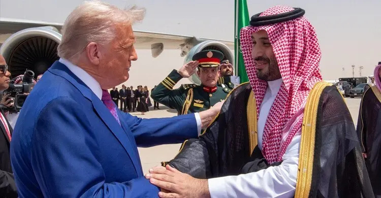 ডোনাল্ড ট্রাম্পের ওপর ক্ষুব্ধ সৌদি আরব: যুদ্ধনীতি ও অপমানে বন্ধুত্বে ফাটল