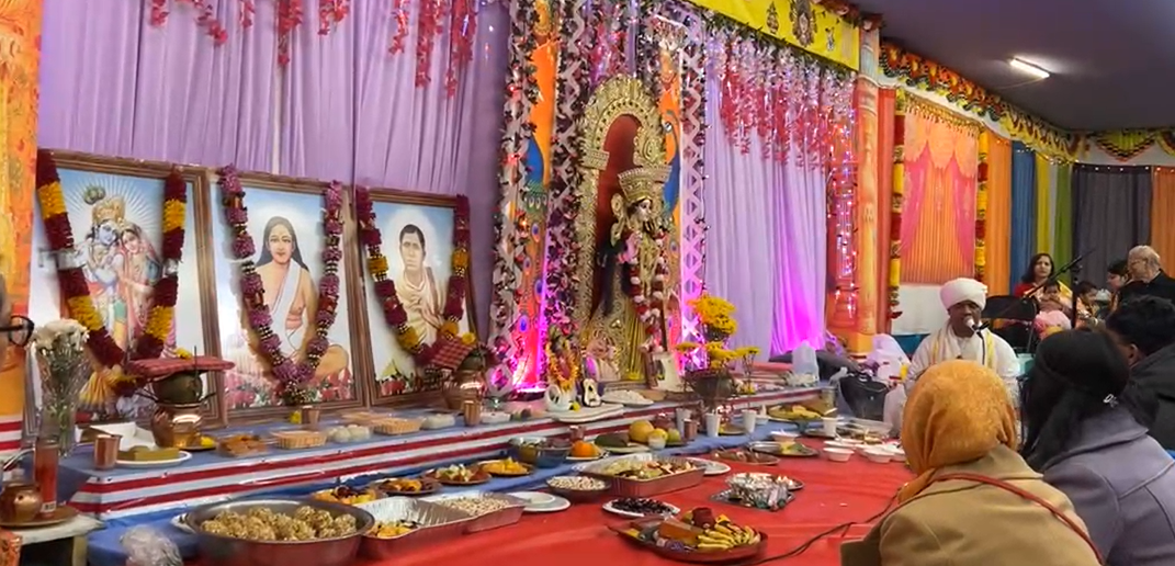 আজ বিদ্যার দেবী শ্রী শ্রী সরস্বতী পূজা