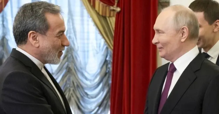 পুতিনের সঙ্গে ইরানের পররাষ্ট্রমন্ত্রী আব্বাস আরাঘচির বৈঠক