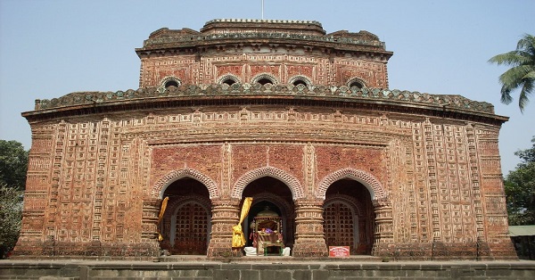 দিনাজপুরের কান্তজীর মন্দিরে শুরু হলো মাসব্যাপী রাস মেলা