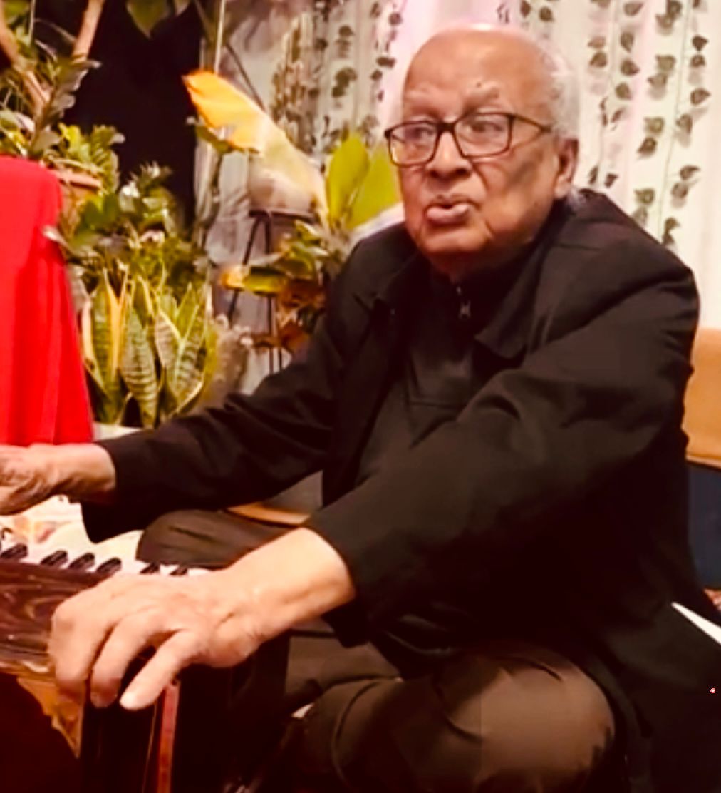 গানের সুরে, জ্ঞানের আলোয়—এক স্মরণীয় সন্ধ্যা মুত্তালিব বিশ্বাসের সঙ্গে  - স্মৃতির আড্ডা