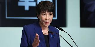 নতুন এমপিদের উপহার দিয়ে বিপাকে জাপানের প্রধানমন্ত্রী সানায়ে তাকাইচি