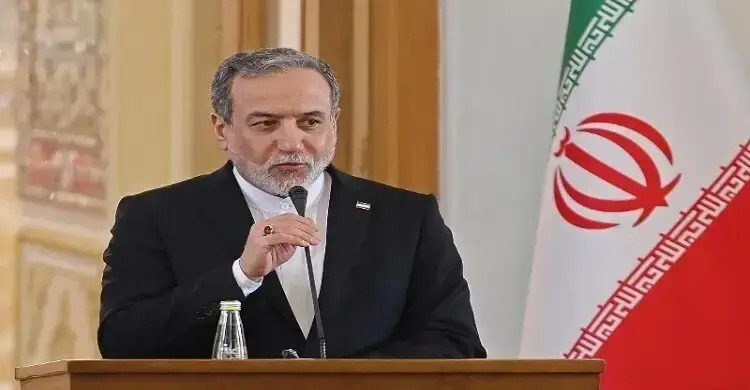 তেজস্ক্রিয় বিকিরণ উপসাগরীয় দেশগুলোতে প্রাণের অস্তিত্ব শেষ করে দেবে: আব্বাস আরাঘচি