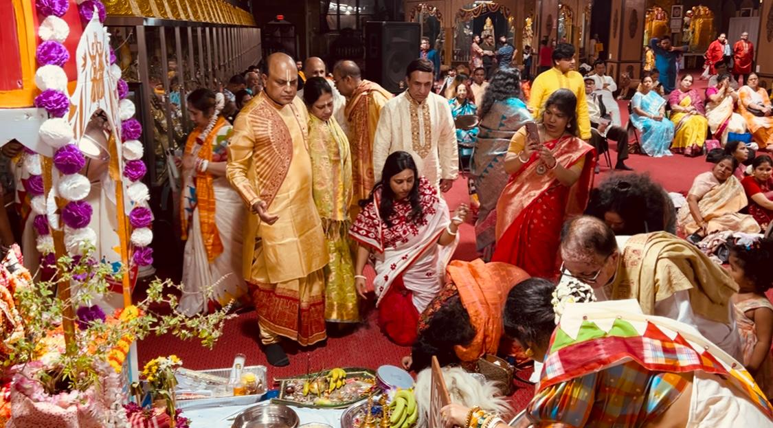 বিশ্ব শান্তির বার্তায় নিউইয়র্কে ২৮তম বার্ষিক হরিনাম সংকীর্তন—ভক্তিমূলক মহাসমাবেশে মুখরিত দিব্যধাম মন্দির