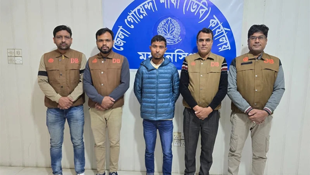 দিপু দাসকে পোড়ানোর আগে গাছে ঝোলানো সেই যুবক গ্রেপ্তার