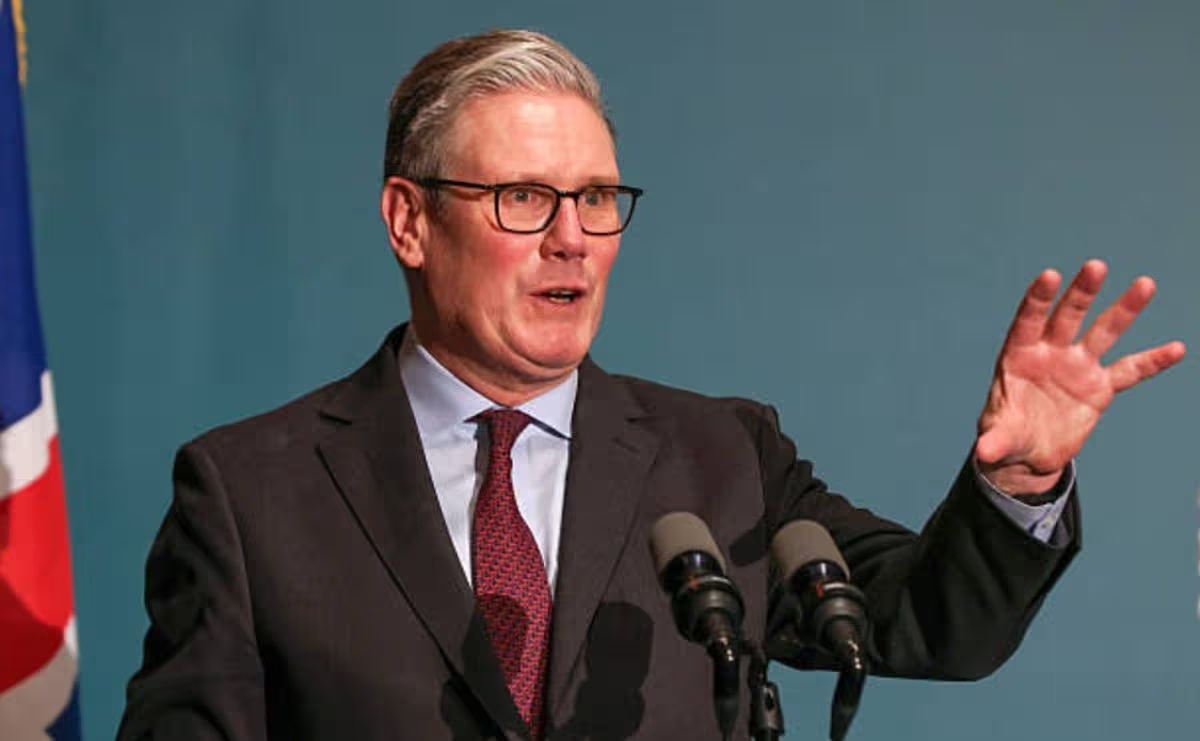 হরমুজ প্রণালি খুলে রাখতে মিত্রদের সঙ্গে কাজ করছে যুক্তরাজ্য: ব্রিটিশ প্রধানমন্ত্রী