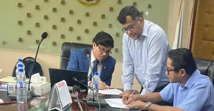 তামিম ইকবালসহ বিসিবি নির্বাচন থেকে সরে দাঁড়ালেন যারা?