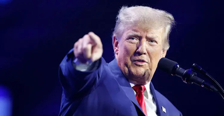 ভেনেজুয়েলা আক্রমণের পর এবার কিউবাকে সতর্কবার্তা ডোনাল্ড ট্রাম্পের