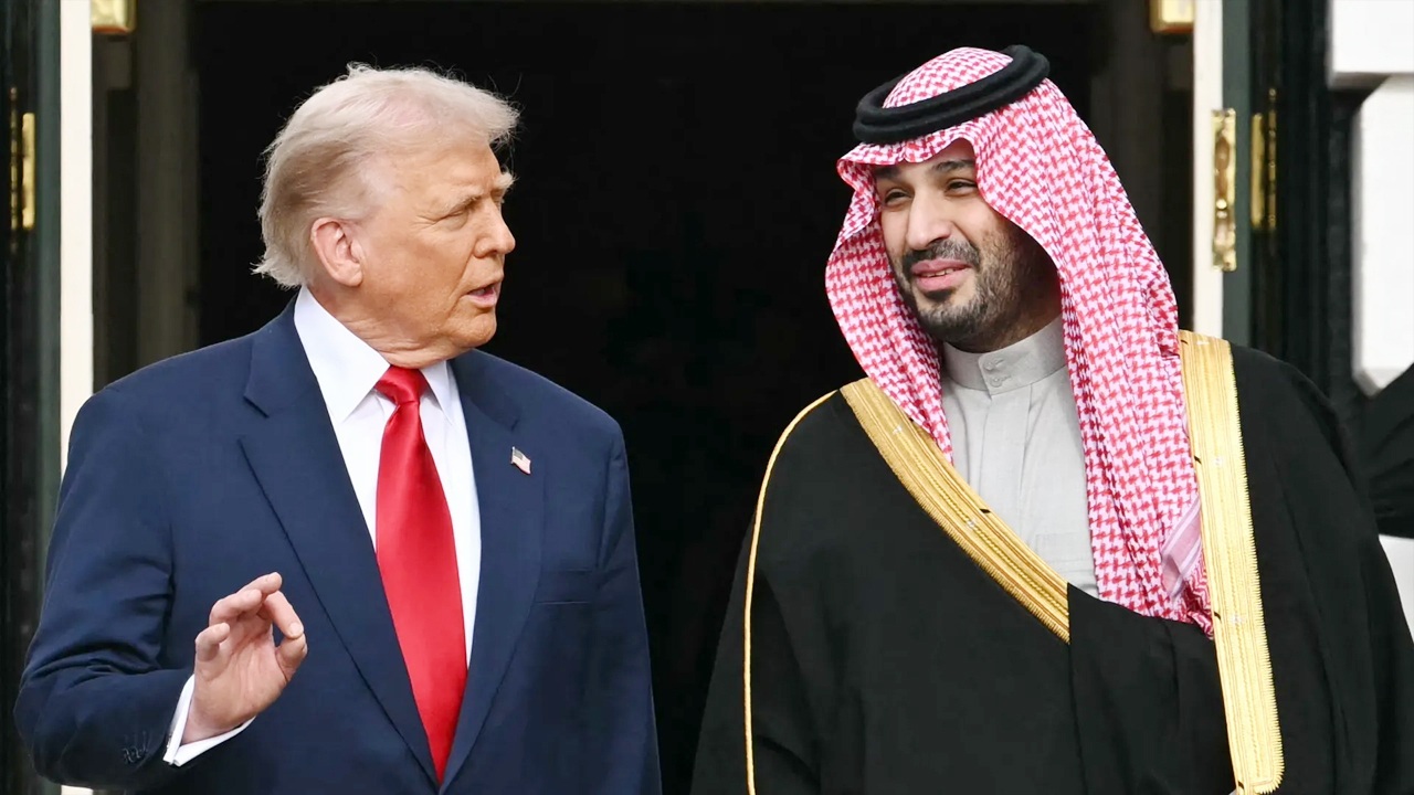 ডোনাল্ড ট্রম্প কি সৌদি আরবকে ইসরায়েলের সামরিক শ্রেষ্ঠত্ব ছাড়িয়ে যাওয়ার সুযোগ দেবেন?