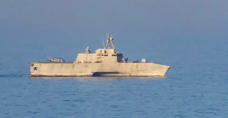 ইরানের বন্দর ঘিরে যুক্তরাষ্ট্রের কার্যকর নৌ অবরোধ নিয়ে উত্তেজনা বাড়ছে